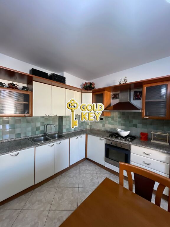 🏡 APARTAMENT ME QERA 2+1 STADIUMI DURRES