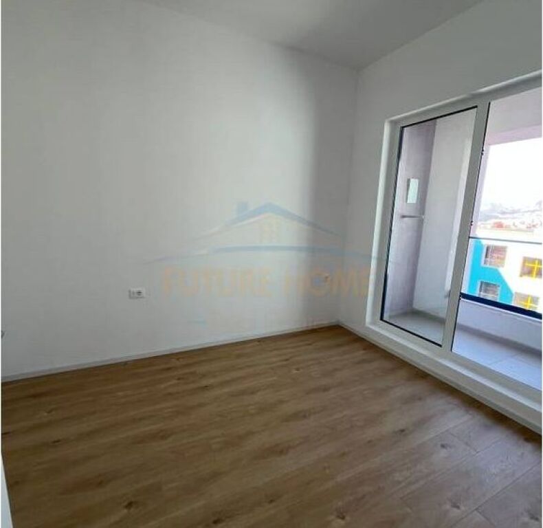 Shitet, Apartament 1+1, Kompleksi Kadiu, Tiranë