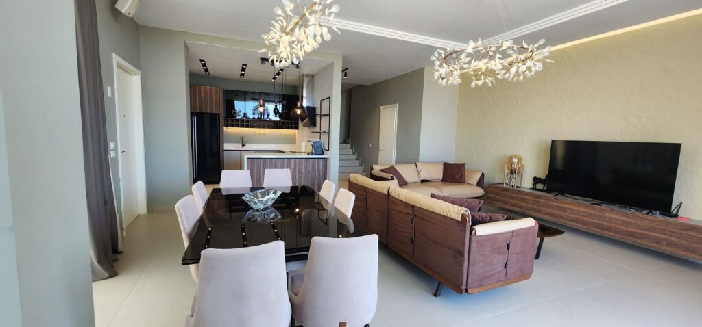 VILË LUKSOZE NE 📍 GREEN COAST 1