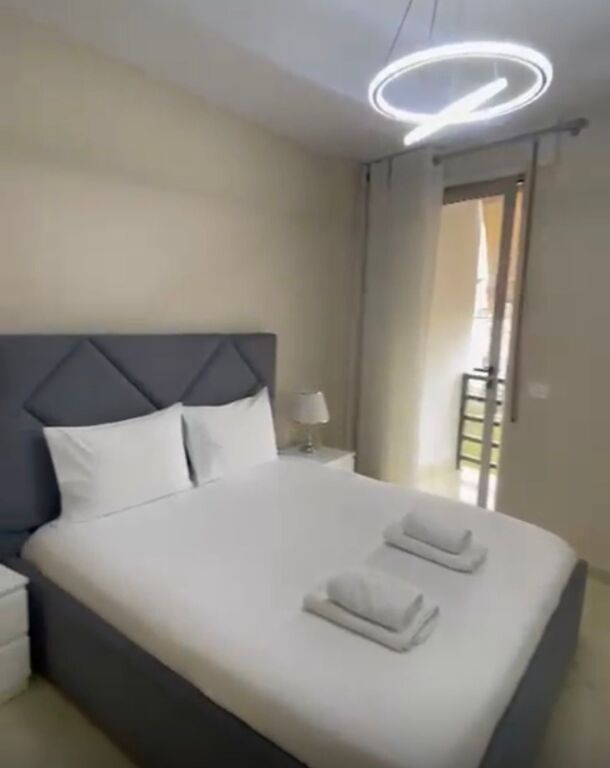 Jepet apartment 2+1 me qira tek Vasil Shanto!