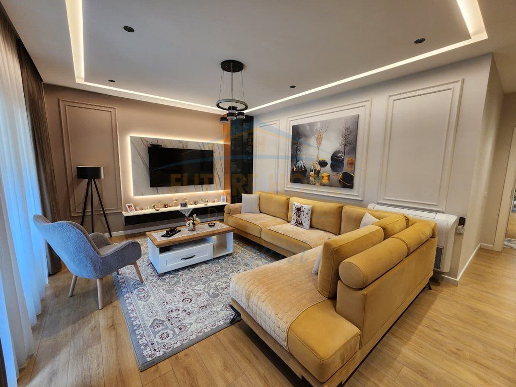 Shitet, Apartament 2+1+Post Parkimi, Liqeni i Thate, Tiranë