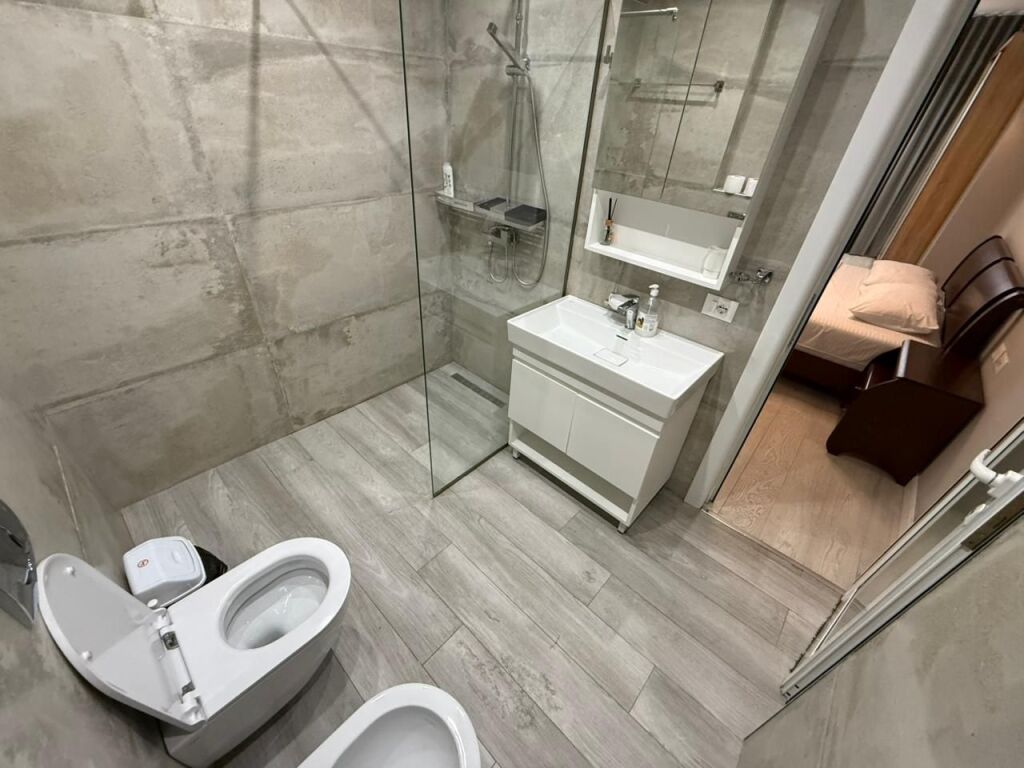 📣 AFFITTO SUPER Appartamento 2+1 Con 2 Bagni 📍 Via "Barrikadave" ✨ 💶 Prezzo 800 Euro