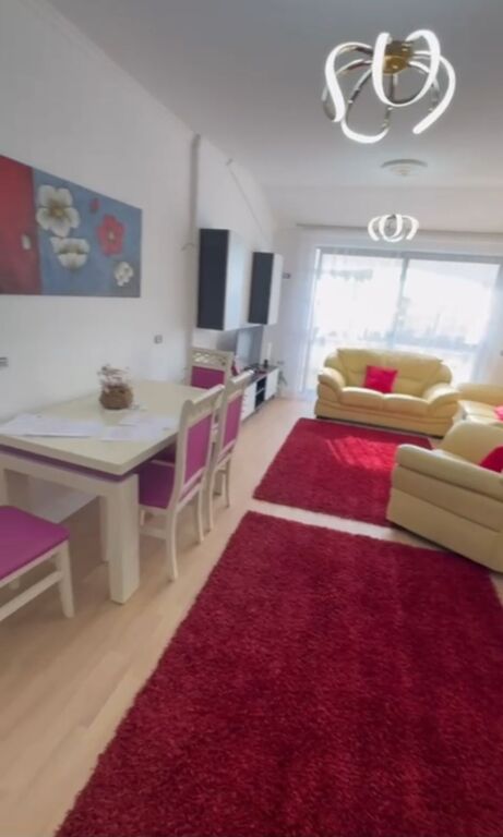 Vendesi Appartamento 2+1 – Fresk, Via Muhamet Deliu (presso Xhangolli)
