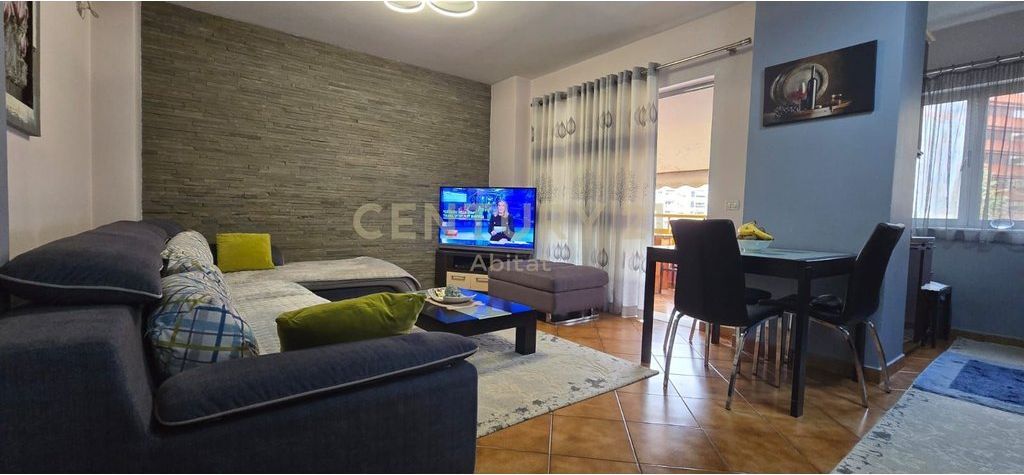 Appartamento 3+1 in vendita di fronte al Complesso Delijorgji