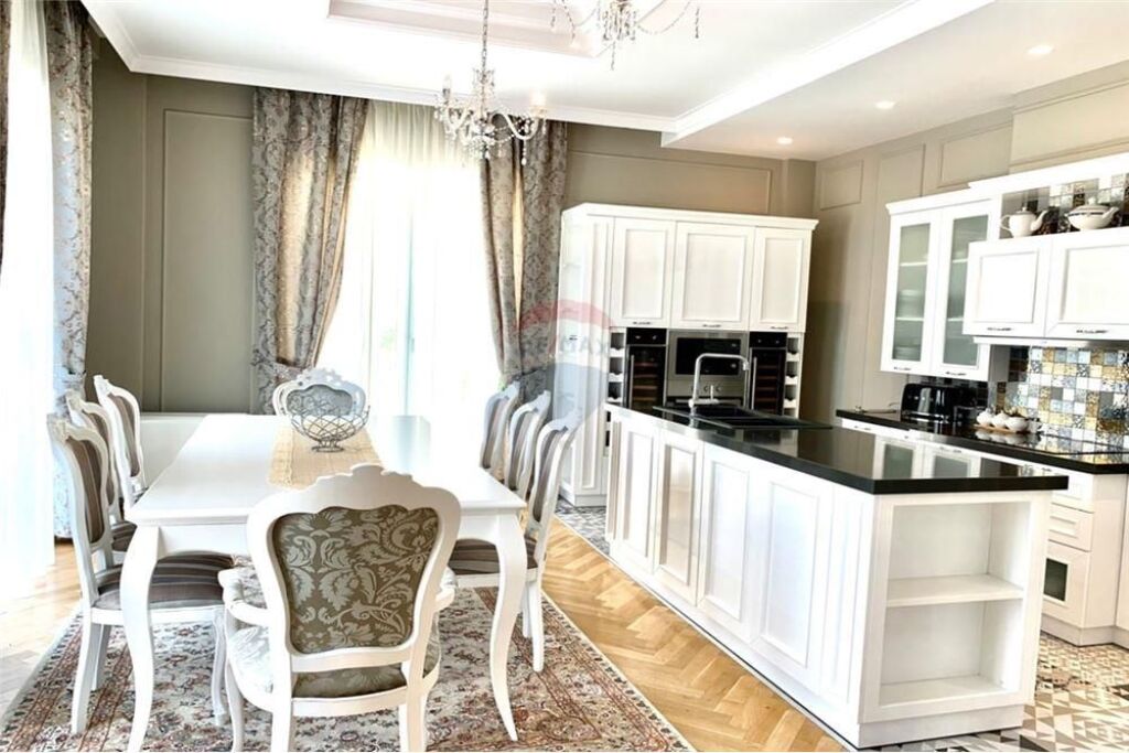 SUPER VILE ME QIRA ME PAMJE NGA TIRANA