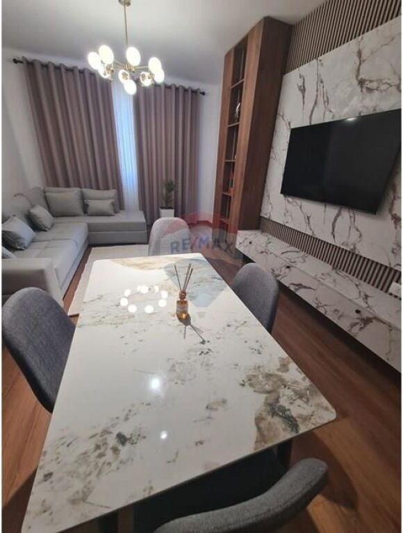 Apartment 1 +1 for rent on Elbasani street