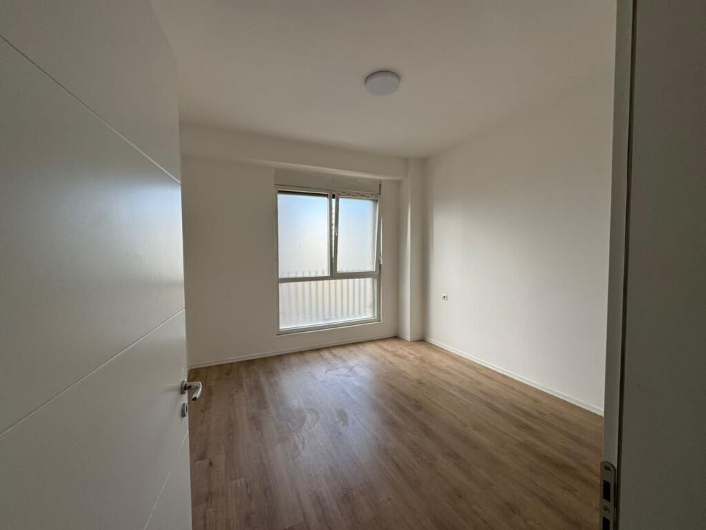 APPARTAMENTO 3+1+2+ 2 Posti auto IN VENDITA, EX CAMPO DELL'AVIAZIONE