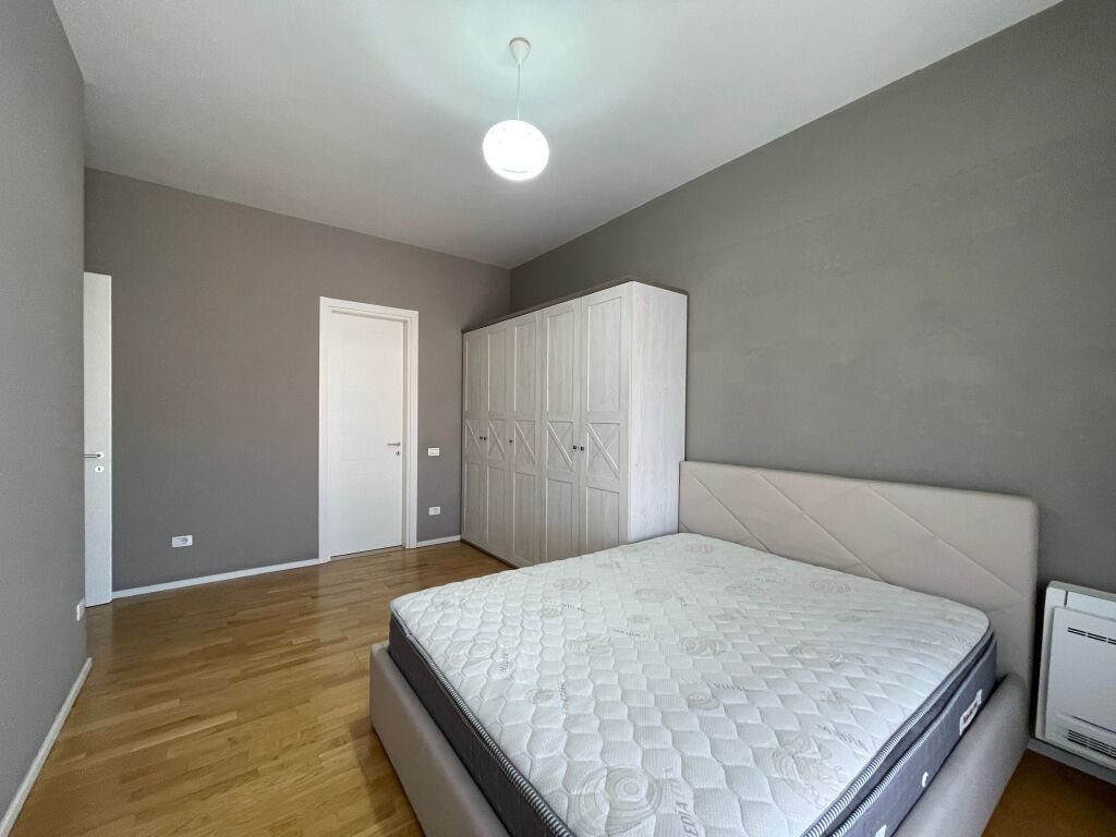 Apartament 2+1 Me Qera plus Post Parkimi ne Delijorgj.