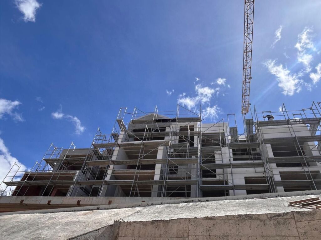 🏖️ APARTAMENT LUKSOZ 1+1  PËR SHITJE – GREEN COAST 2, DHËRMI