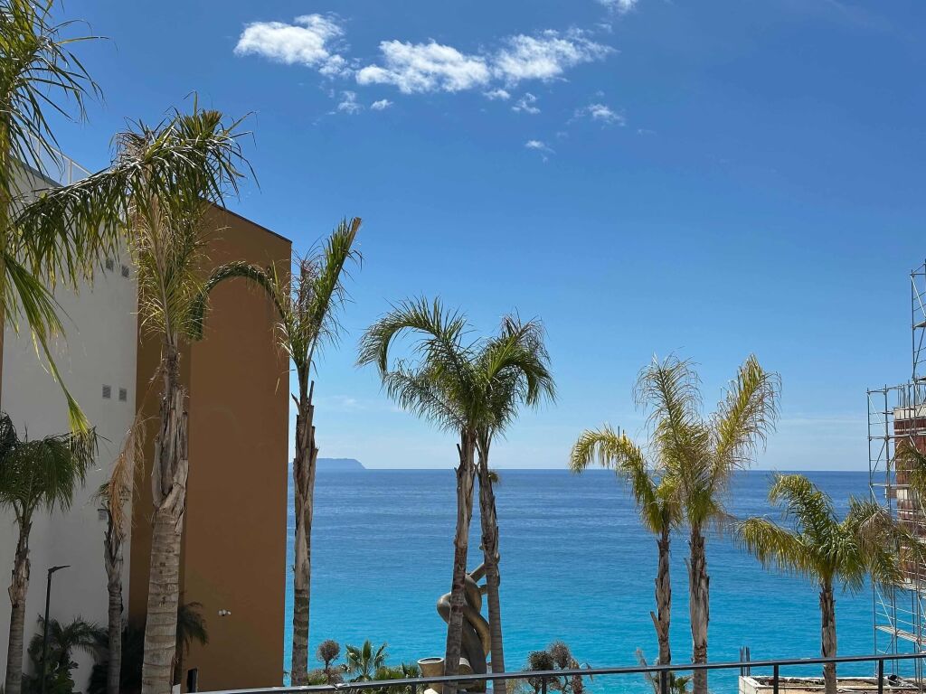 🏡 Shitet apartament 2+1 te Santorini Residence, Dhermi