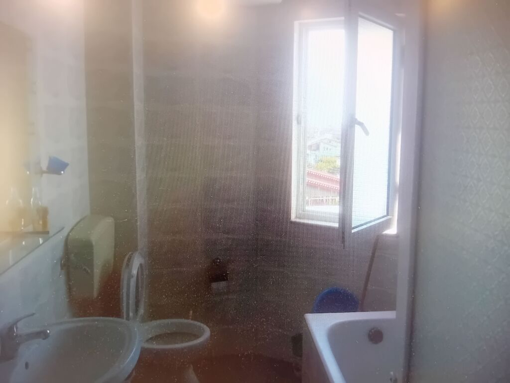 Jepet 1+1 rruga Todi Shkurti