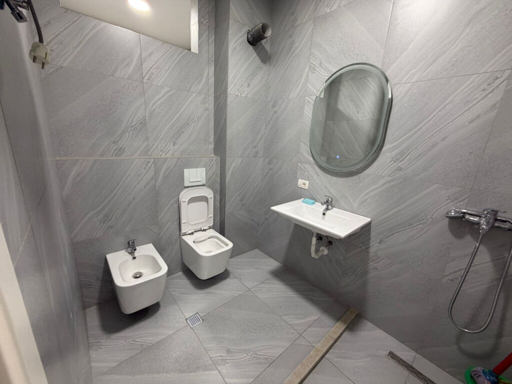 Jepet Apartament me qera