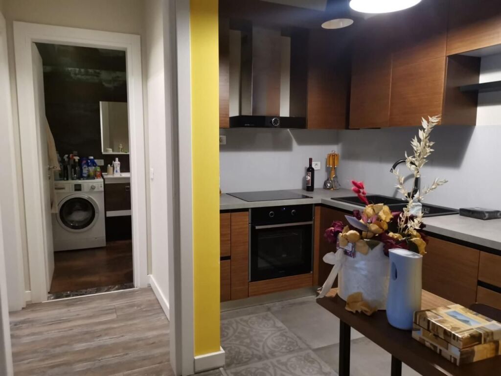 APARTMENT 1+1+1 PARKING SPACE FOR RENT