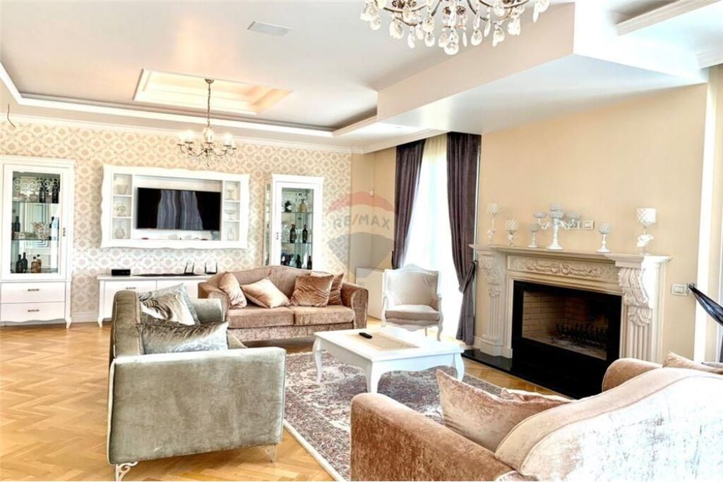 SUPER VILE ME QIRA ME PAMJE NGA TIRANA