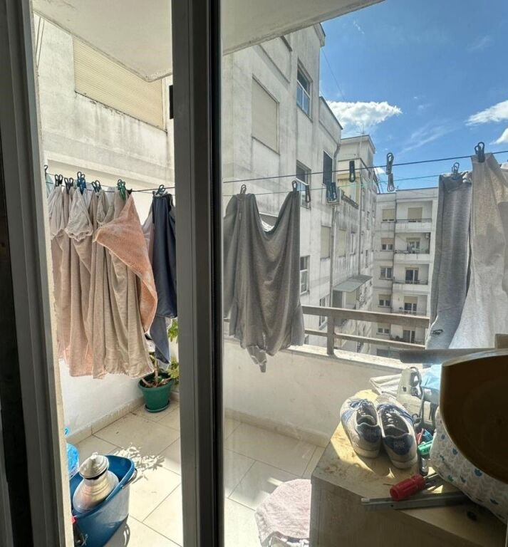 Shitet Apartament 2+1, Kthesa Kamzes 116 Milion Lek