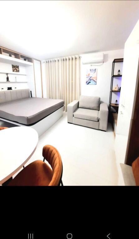 Shitet Garsoniere  Rruga Ali Demi