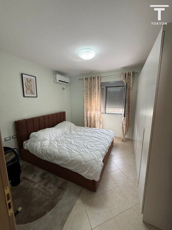 Shitet apartament 1+1 tek Oxhaku
