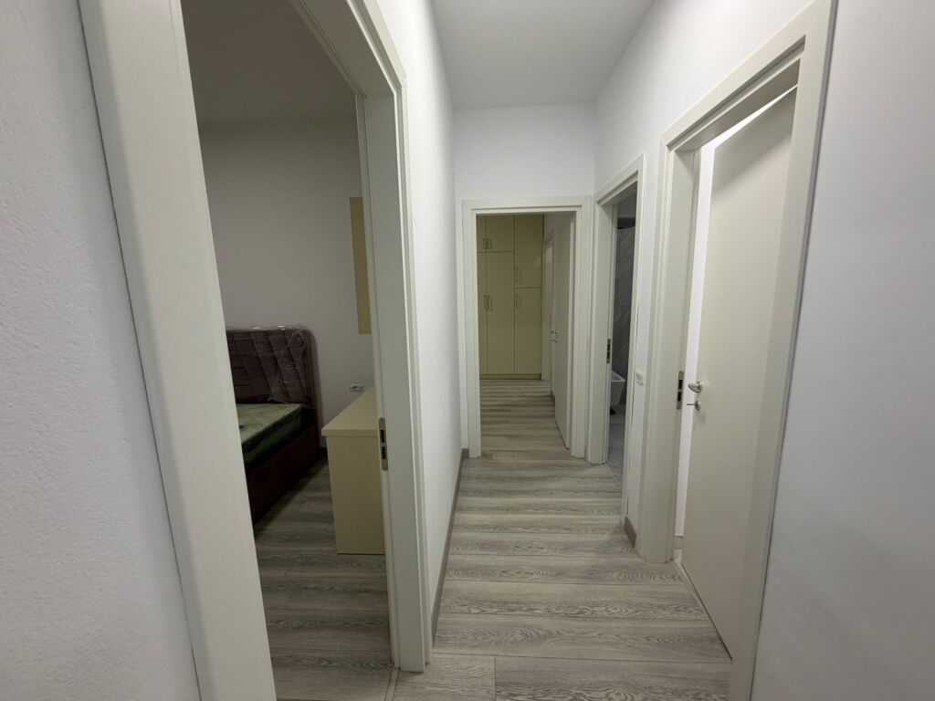 Jepet Apartament me qera