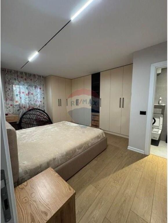 Apartment - For Rent - Rruga e Dibrës, Tirana