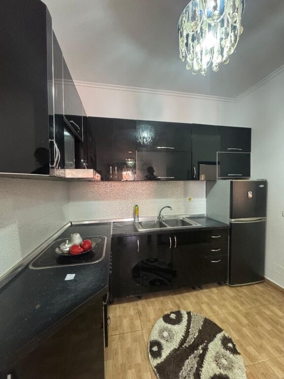 Apartament me qera 1+1 - 📍Yzberisht, perballe bar UNIK