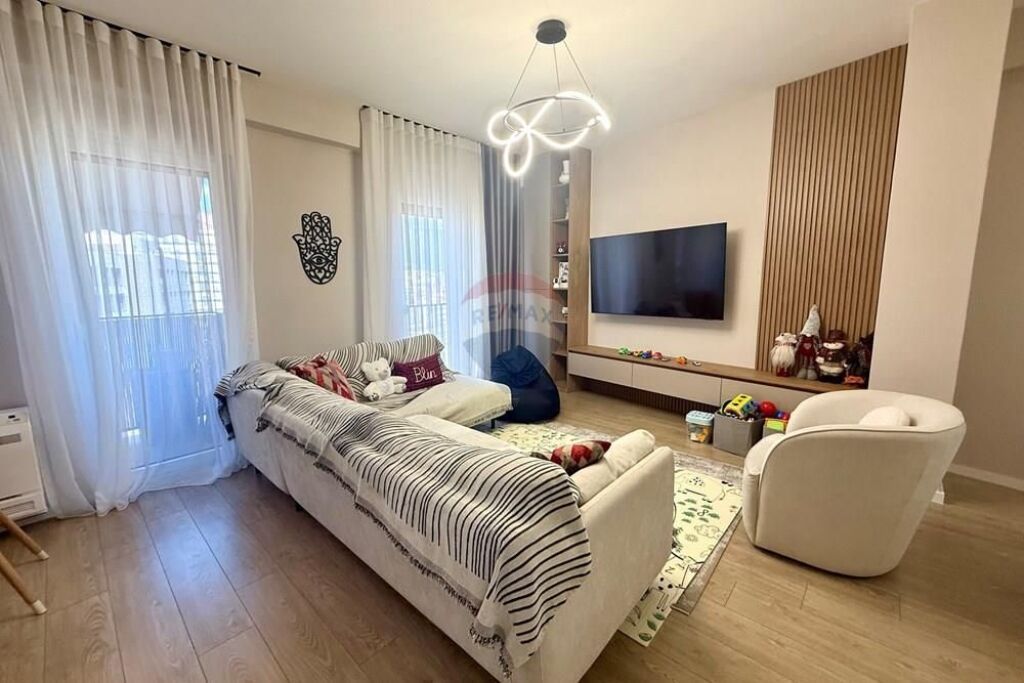 Luxury apartment for sale at Bulevardi i Ri!