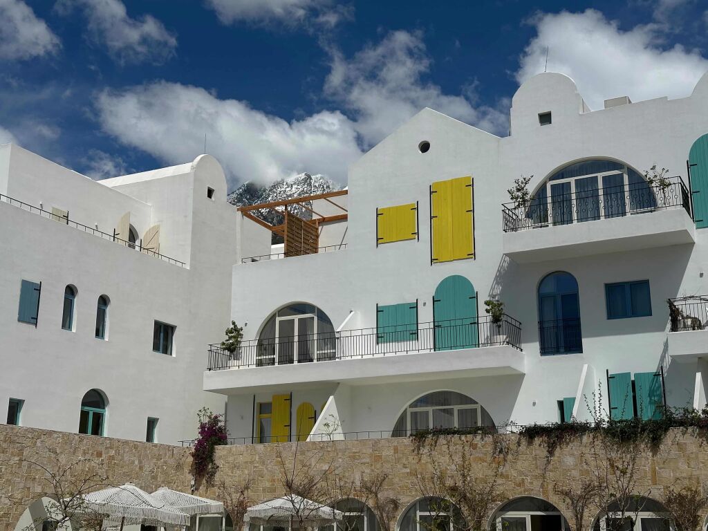 🏡 Shitet apartament 2+1 te Santorini Residence, Dhermi