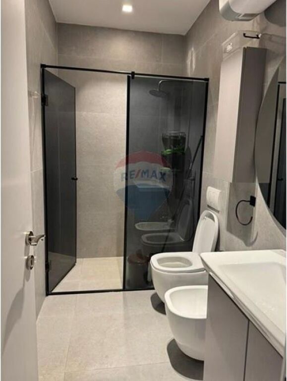 Apartment - For Rent - Rruga e Dibrës, Tirana