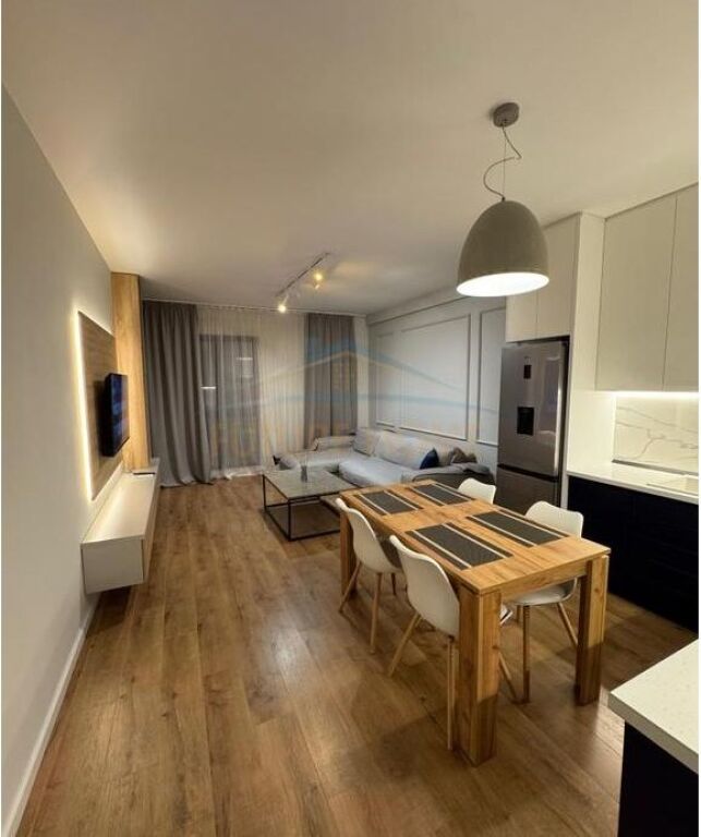 Shitet, Apartament 2+1, Kompleksi "Arlis", Farmacia 10