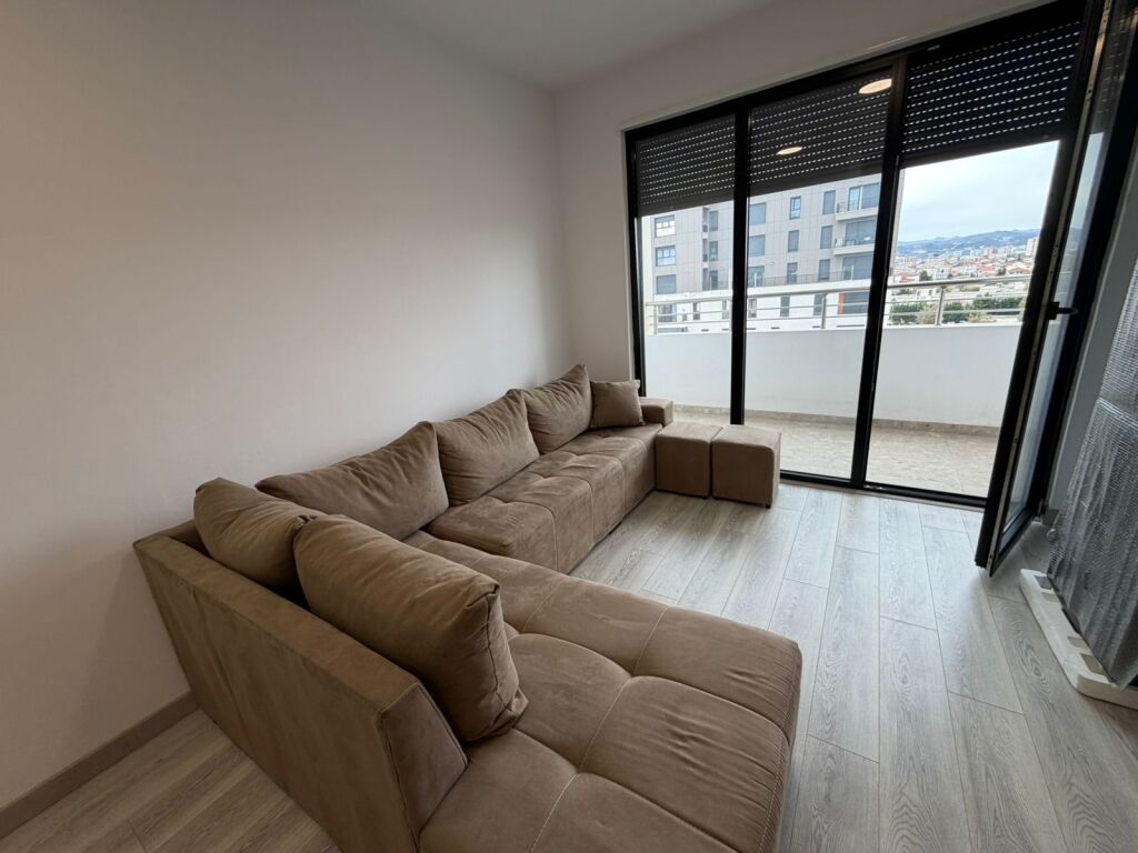 Jepet Apartament me qera