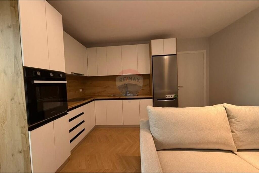 Apartament 1+1 ne shitje tek Selvia