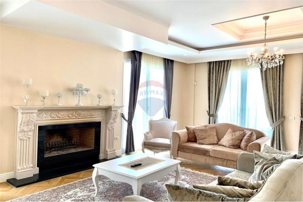 SUPER VILE ME QIRA ME PAMJE NGA TIRANA