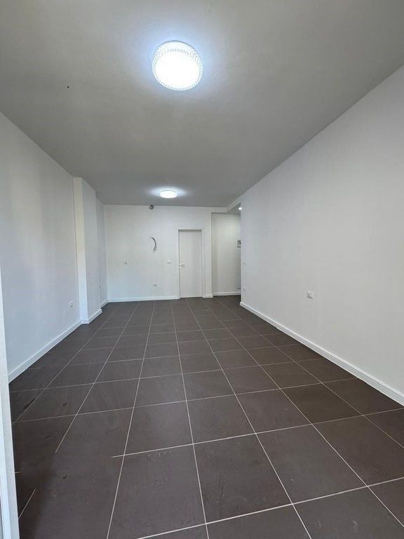 Monolocale in affitto presso Aura – Ideale per Uffici o Abitazione !!