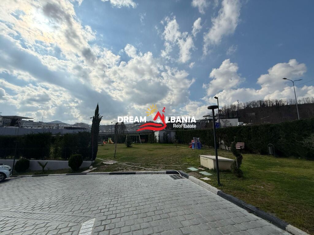 Super Apartament 2+1+2 me qera te Residenca Sofia Hill prane Teg (ID 42215126).