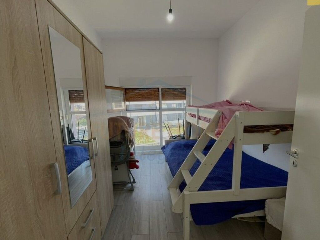 Shitet, Apartament 2+1+2, Kompleksi Mangalem, Tiranë.