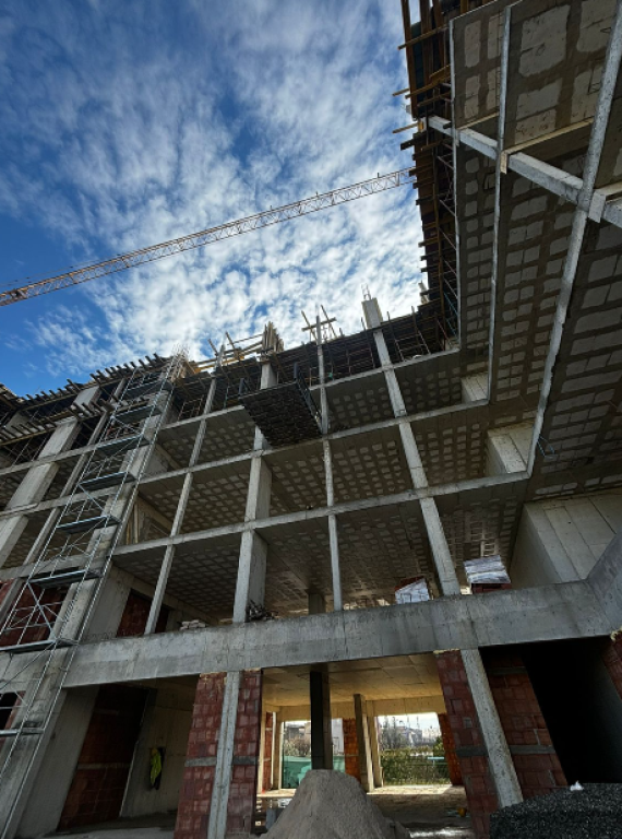 🏢 Shitet Apartament 1+1 – Valentino 4, Kamëz