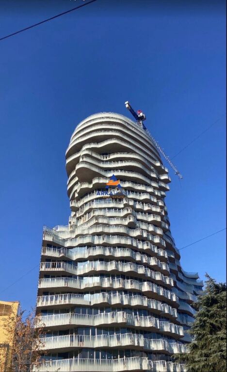 VENDESI APPARTAMENTO 1+1+BALCONE "TIRANA’S ROCK, CENTRO" 559.300 EURO