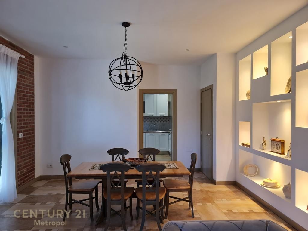 Villa for Rent in Mullet!