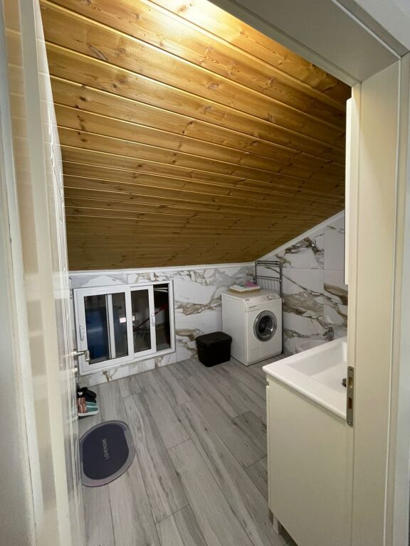 Qera , Apartament 2+1, Rruga e Dibres, Tirane Empire67236