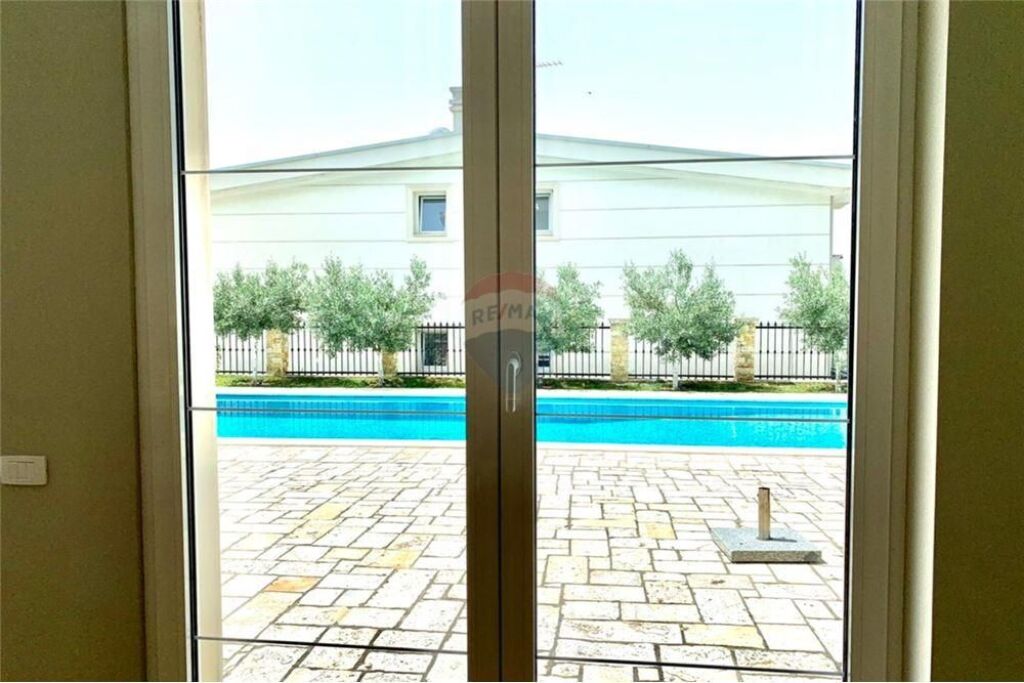 SUPER VILE ME QIRA ME PAMJE NGA TIRANA