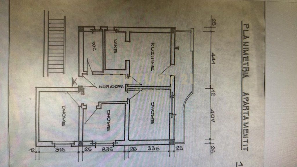 SHITET APARTAMENT 2+1+2 TUALETE PRANE QENDRRES TEK MUZEUMI DURRES !
