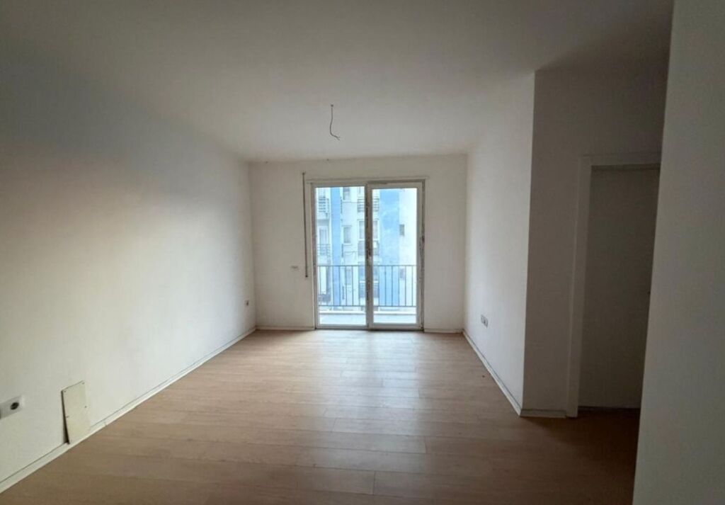 Apartment 2+1+ Parking Space For Sale