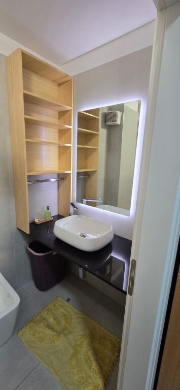 Apartament 2+1 per qira ne Astir !