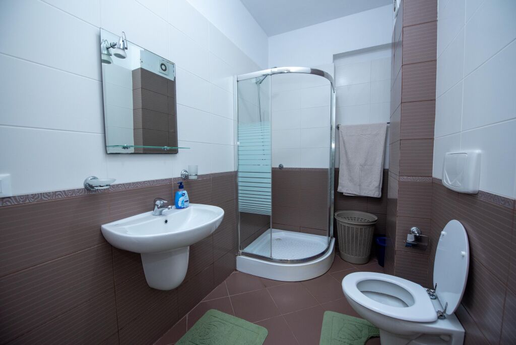 Shitet apartament 1+1 vlore