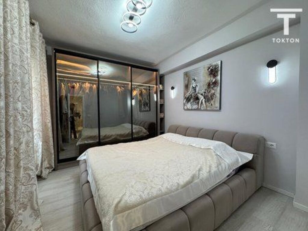 SHITET, APARTAMENT 2+1+2, ISH STADIUMI DINAMO, TIRANË