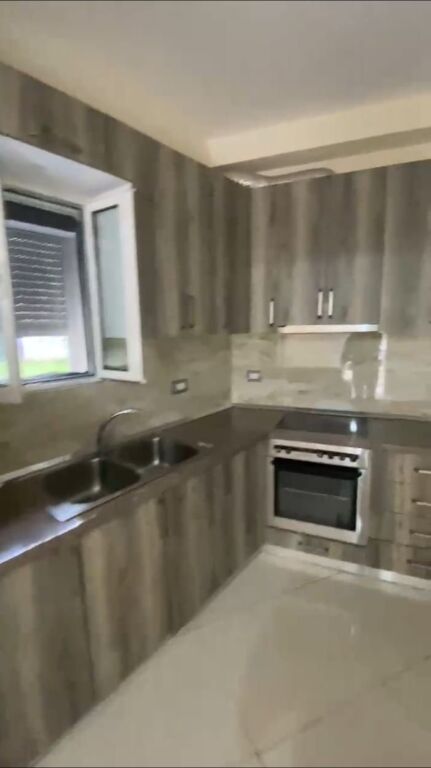 APARTAMENT 2+1. 30000 LEKE QYTET STUDENTI