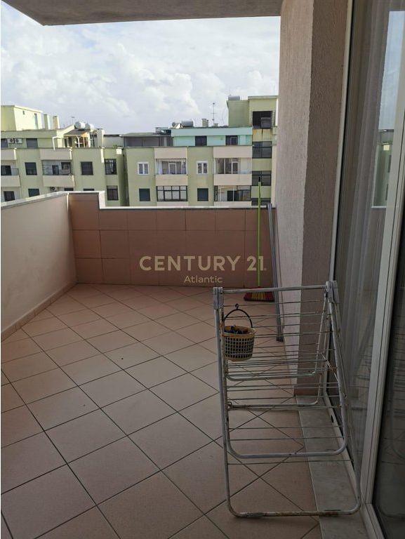 Apartament në Shitje në Plazh, Durrës - 130000€ | 80 m²