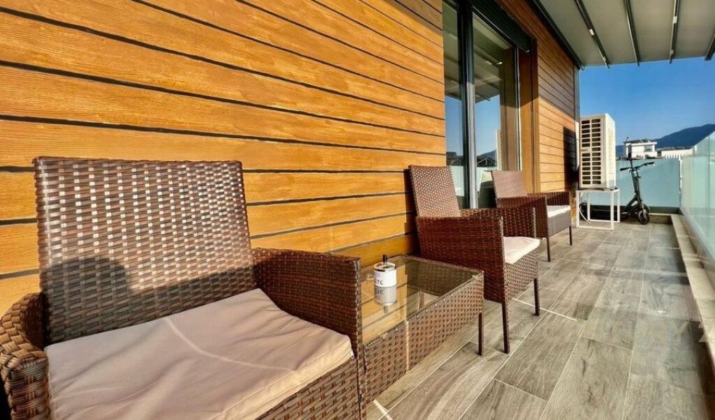 Apartament 3+1+2 + 2 Poste Parkimi me qira , Lunder , Teg