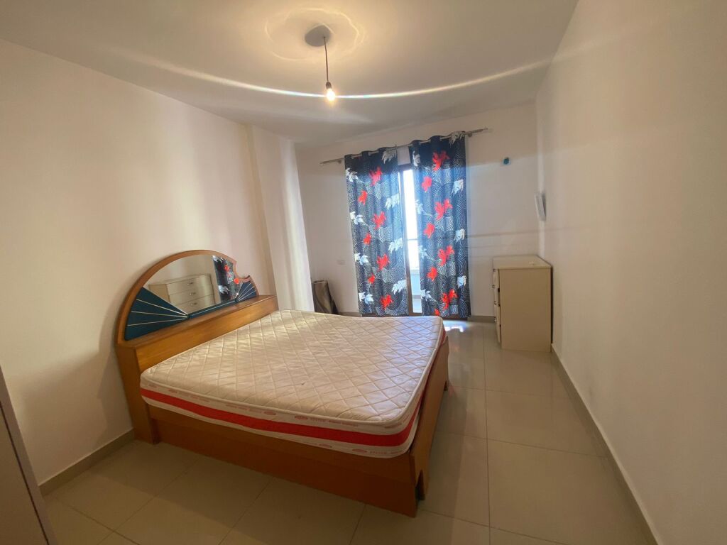 Apartament 3+1+2 per qera ne Astir !