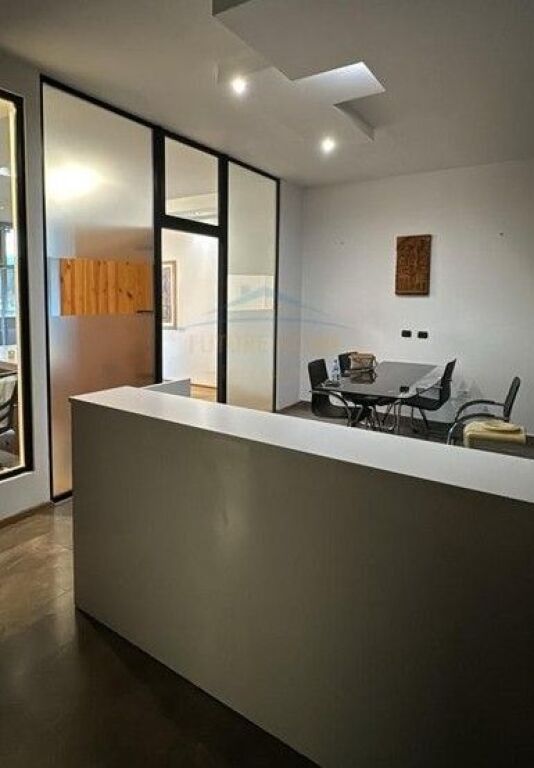 Affitto, Locale Commerciale, Garda