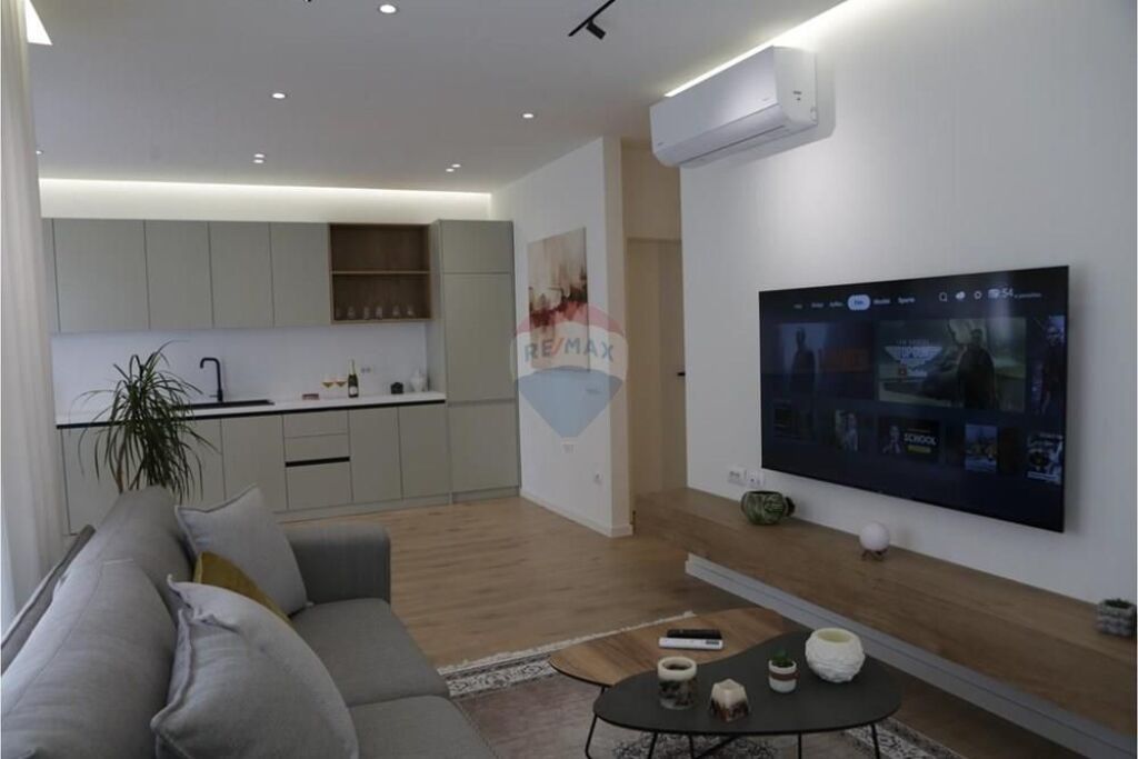 Apartament - Për Qira 2+1- Zogu I Zi